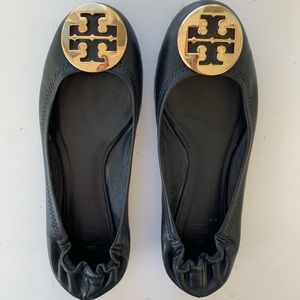 Tory Burch size 6.5 leather black flats